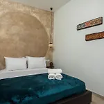 Iriada House