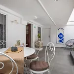 Ferienhaus Iriada House