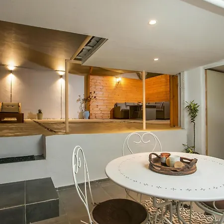 Holiday home Iriada House *