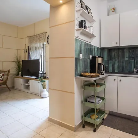 Iriada House Будинок відпочинку Rhodes City