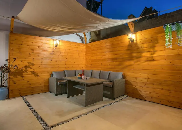 Iriada House Prázdninový dům *